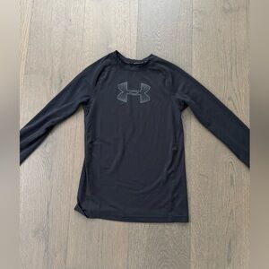 Boys Under Armour base layer, size M